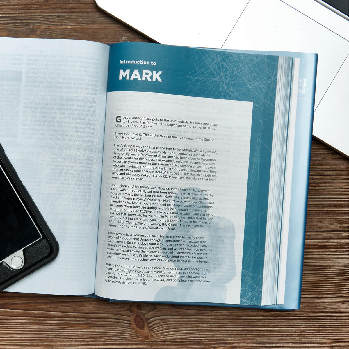 CSB Apologetics Study Bible for Students by Broadman and Holman, product view 9