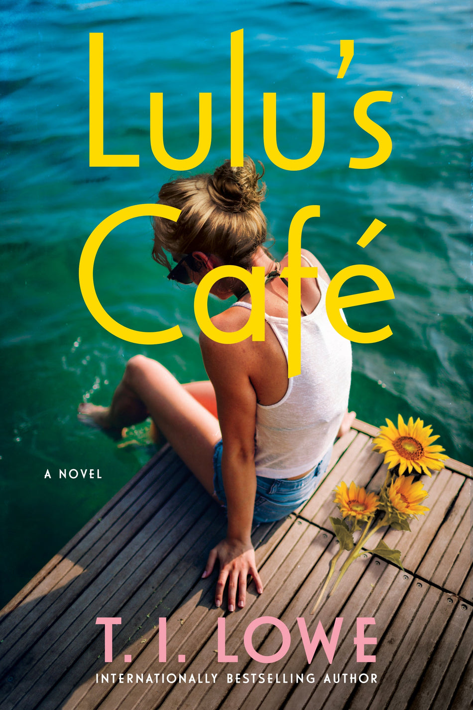Lulu's Café by Tyndale