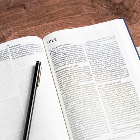 Church Pew Bible (CSB) by Broadman and Holman, product view 7