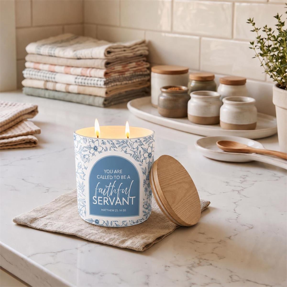 Soy Candle Faithful Servant 13 Oz by Dicksons, product view 5