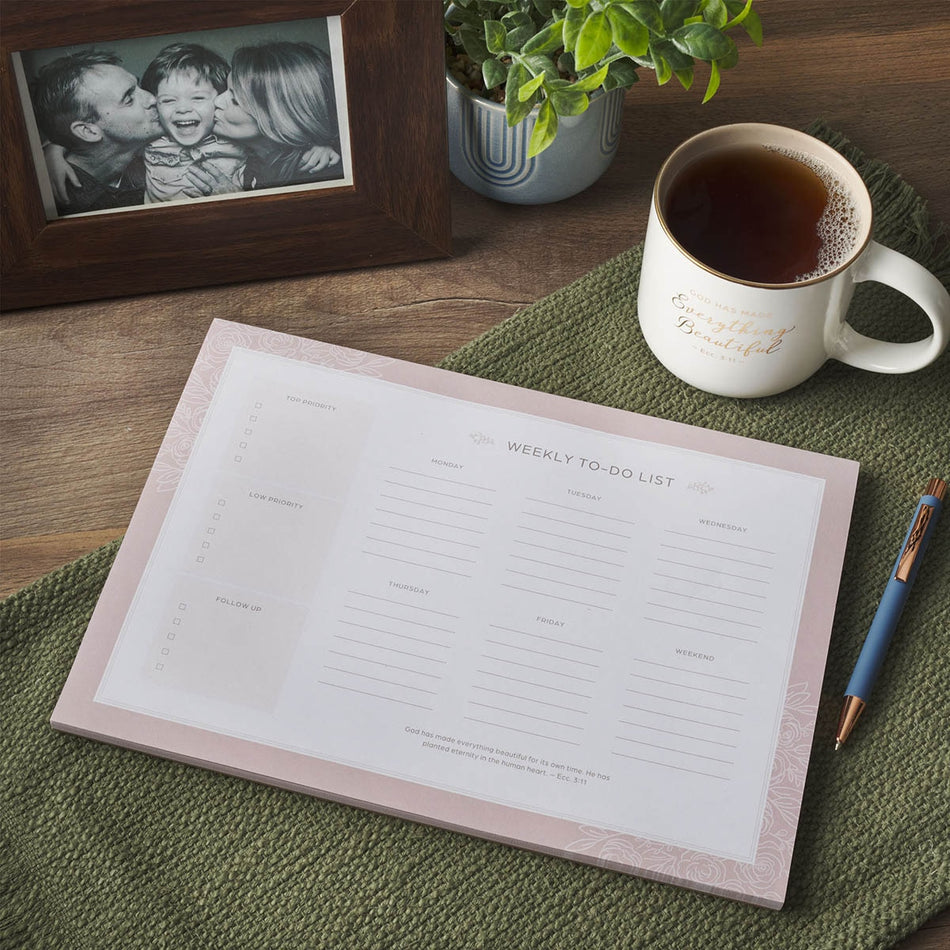 Everything Beautiful Blush Pink Undated Weekly To-Do List - Ecclesiastes 3:11 by Christian Art Gifts, product view 2