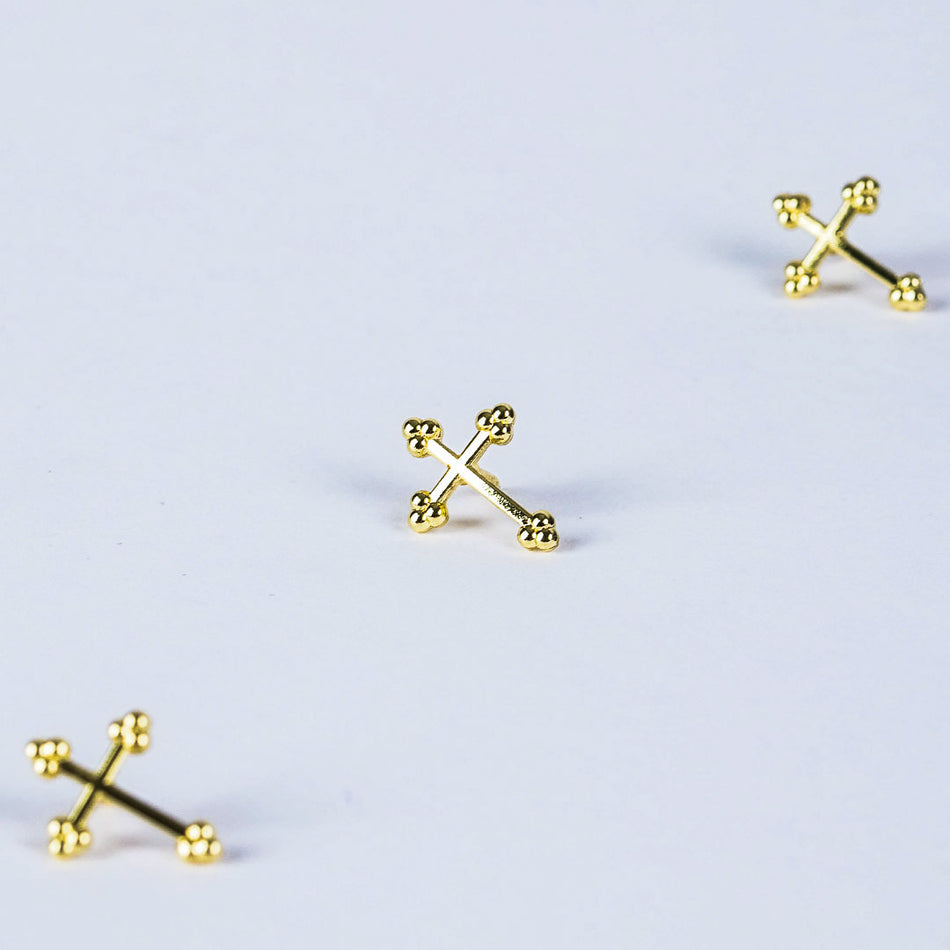 LAPEL PIN BUDDED CROSS GOLD PK6