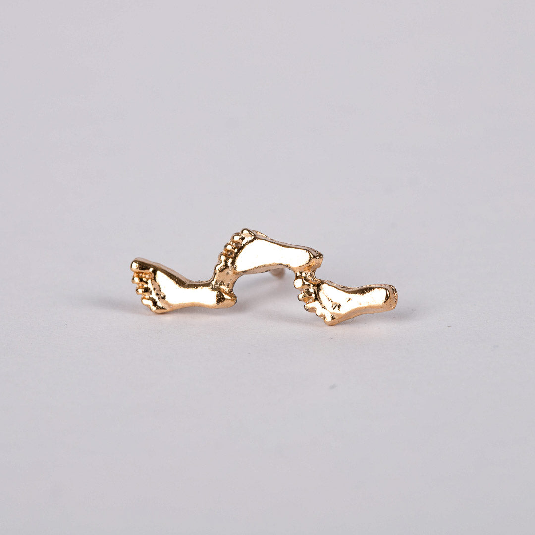 LAPEL PIN FOOTPRINTS GOLD PK6