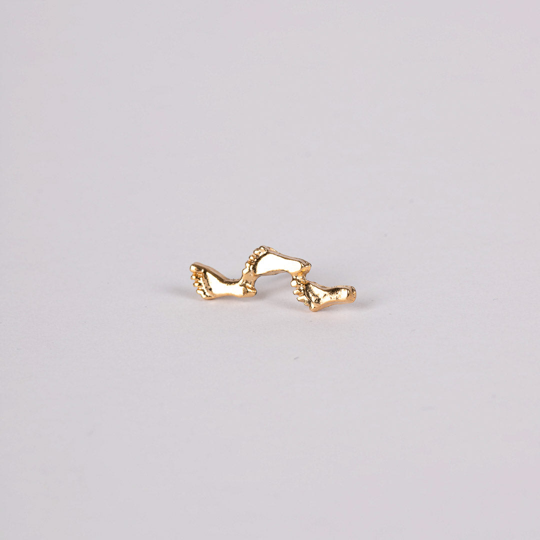 LAPEL PIN FOOTPRINTS GOLD PK6
