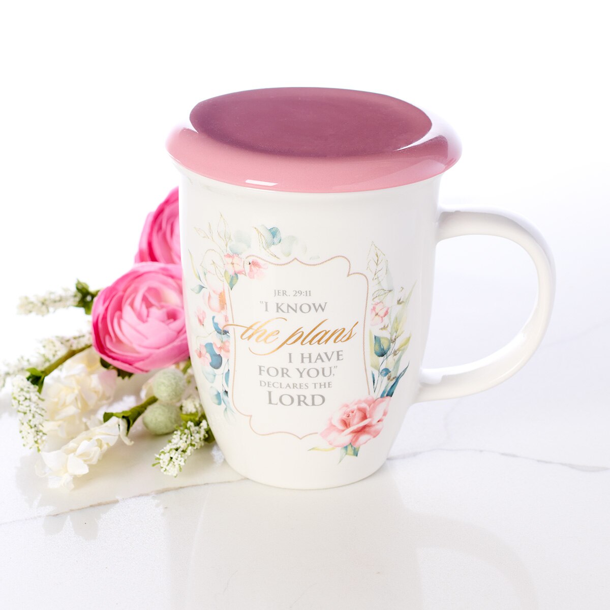 I Know the Plans Pink Lidded Ceramic Coffee Mug - Jeremiah 29:11 by Christian Art Gifts, product view 4