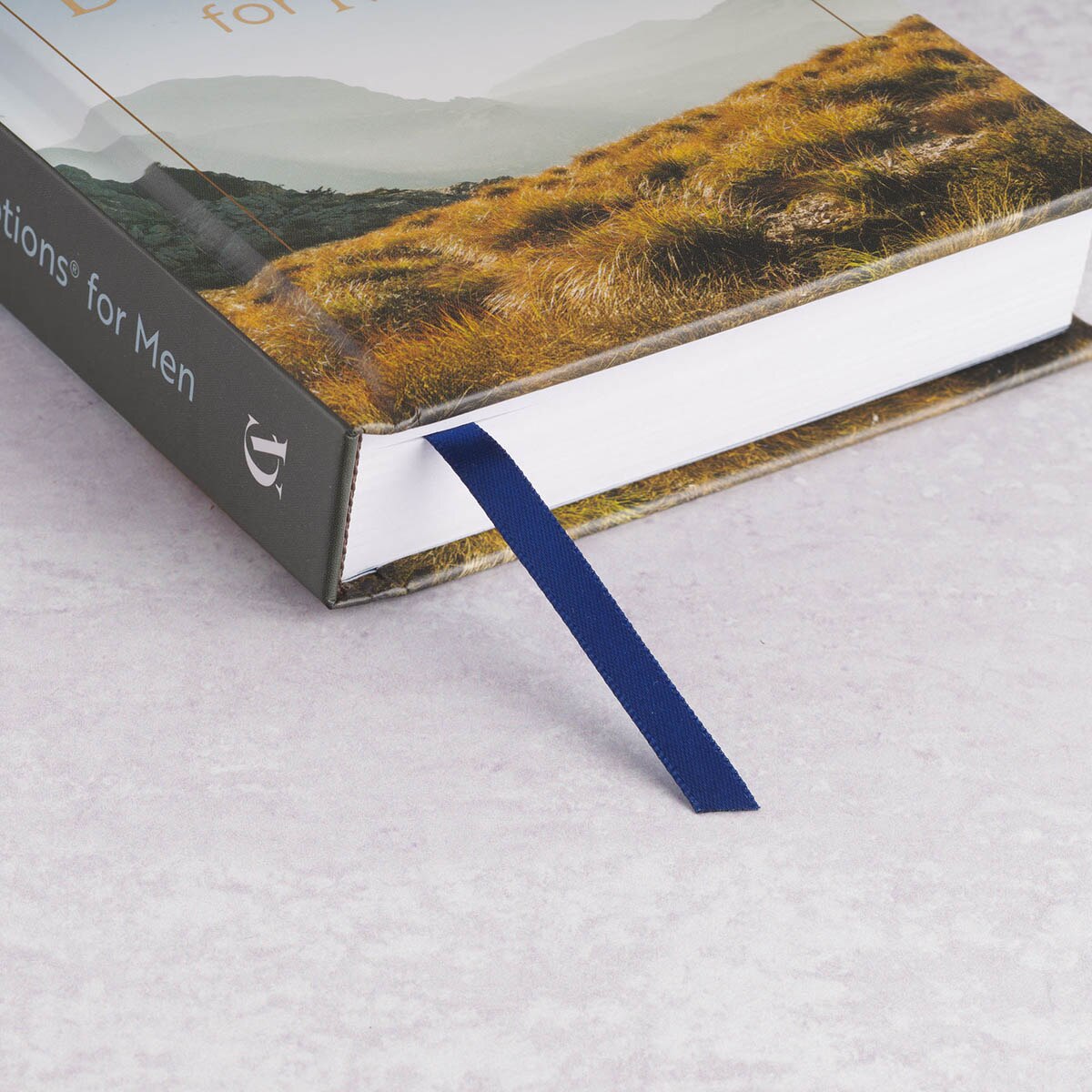 One-Minute Devotions® for Men Hardcover Devotional by Christian Art Gifts, product view 7