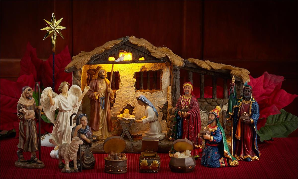 23Pc Nativity 5H with stable/all pieces by Dicksons, product view 4