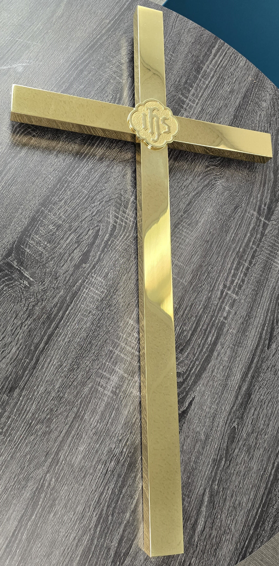 Beautiful Traditional Brass Hanging Cross