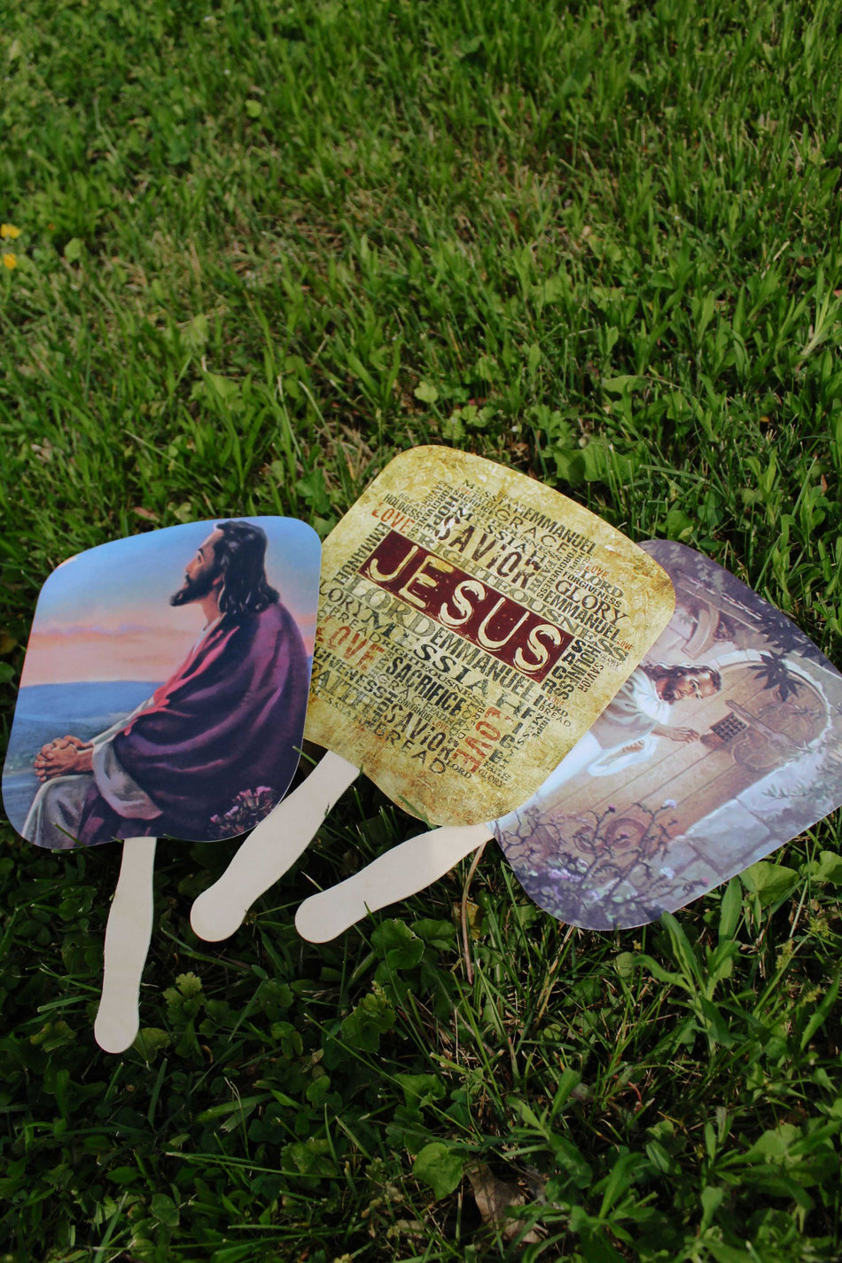 HAND FAN JESUS OUR SAVIOR PK50