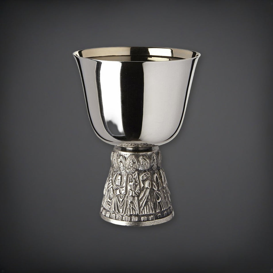 Last Supper Common Cup (B3903) on a charcoal backdrop