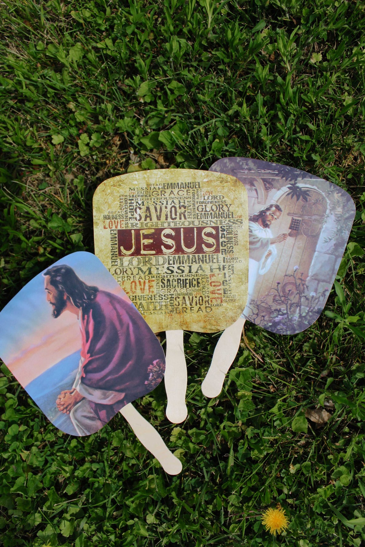 HAND FAN CHRIST KNOCKING PK50