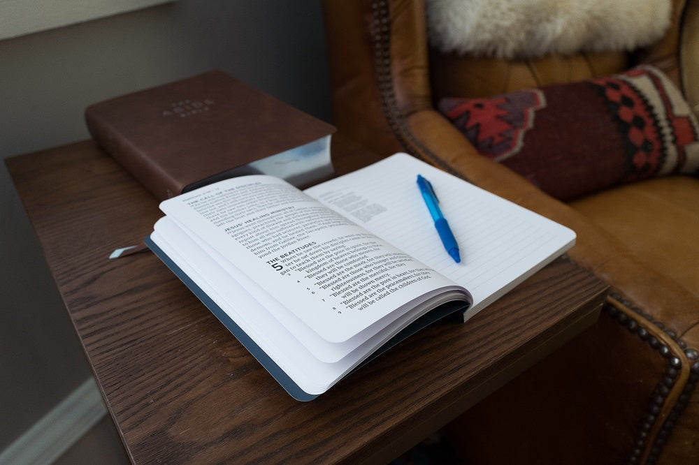 Abide Paperback Bible Journal (NET) - Mark by HarperCollins, product view 4