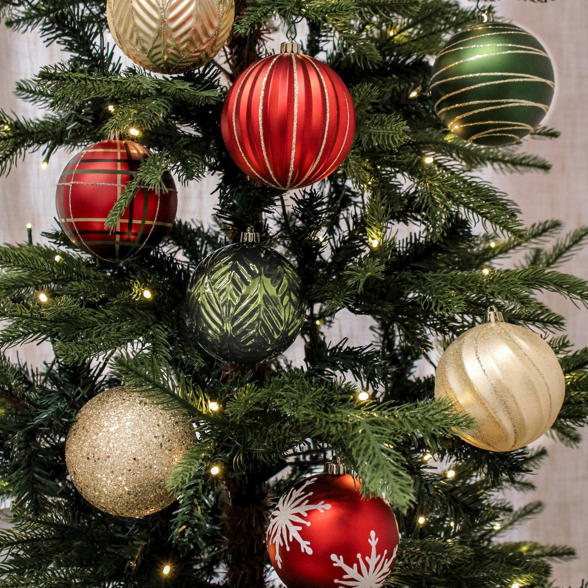 Shatter Resistant Ornaments, 18-Count by Costco